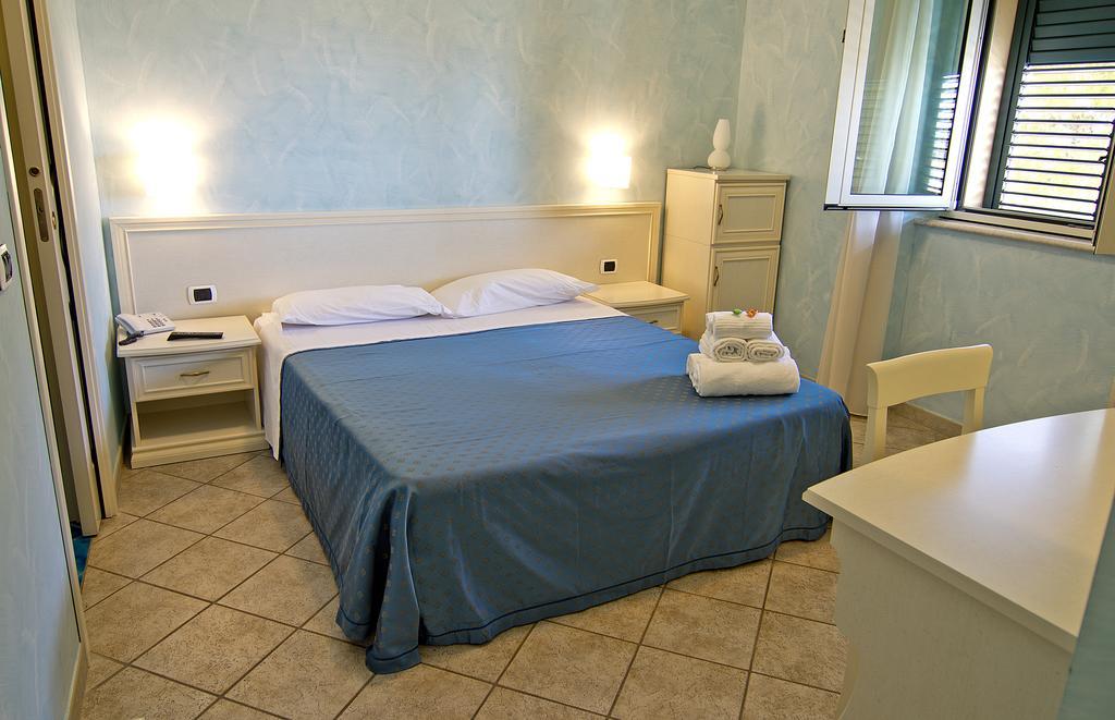 Hotel Capital Cupra Marittima Bilik gambar
