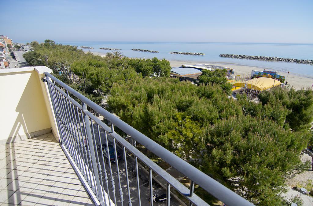 Hotel Capital Cupra Marittima Bilik gambar