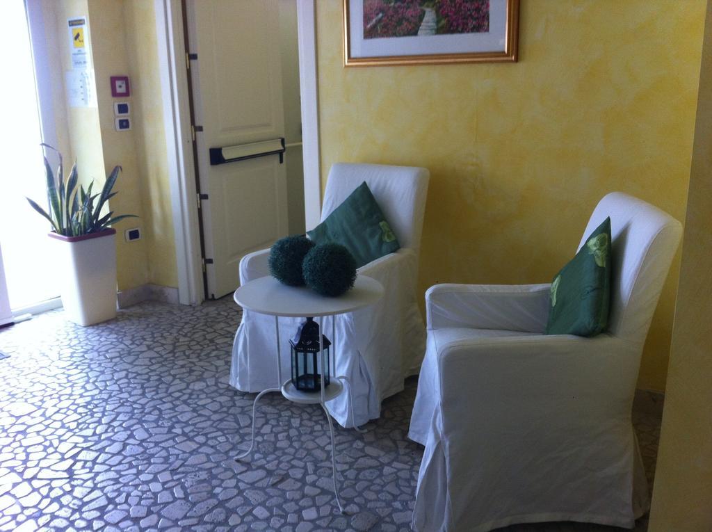Hotel Capital Cupra Marittima Luaran gambar