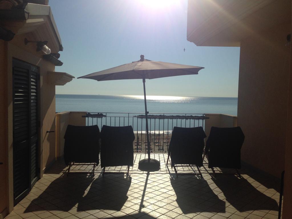 Hotel Capital Cupra Marittima Luaran gambar